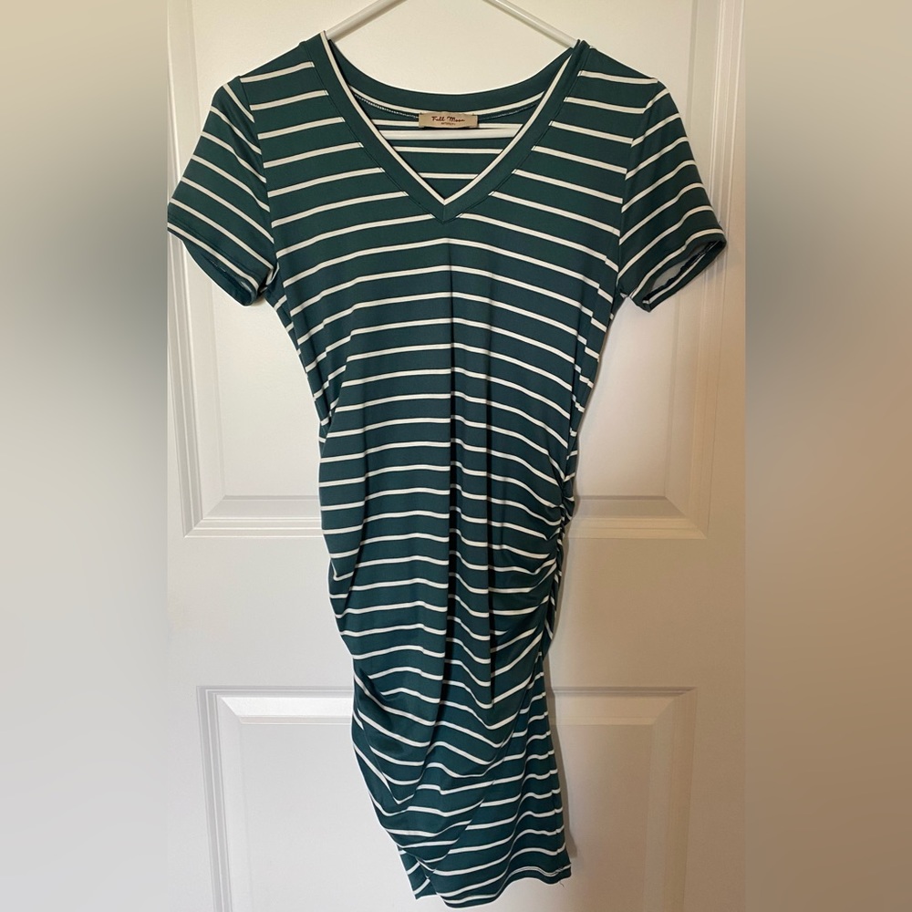 FULL MOON

Peppy Maternity T-Shirt Dress
XS | Green